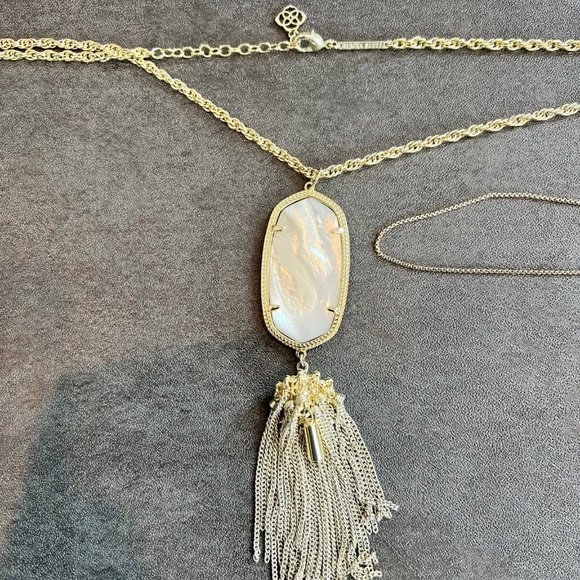 Kendra Scott necklace - Picture 5 of 5